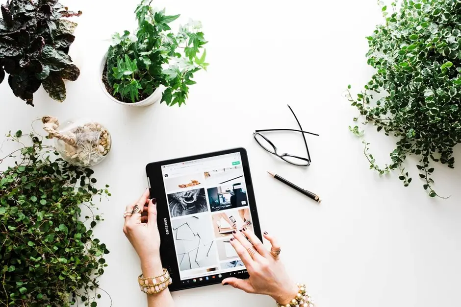 Step-by-Step Guide on How to Enhance a Photo Online 1 Step-by-Step Guide on How to Enhance a Photo Online