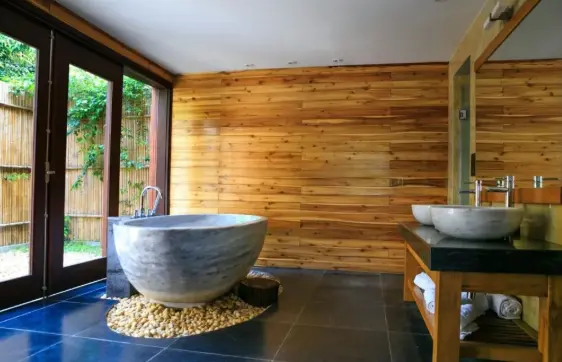 Backsplash Tile Designs That Are Easy to Clean and Maintain